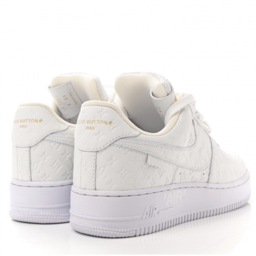 LOUIS VUITTON X NIKE SNEAKER - Picture 2 of 7